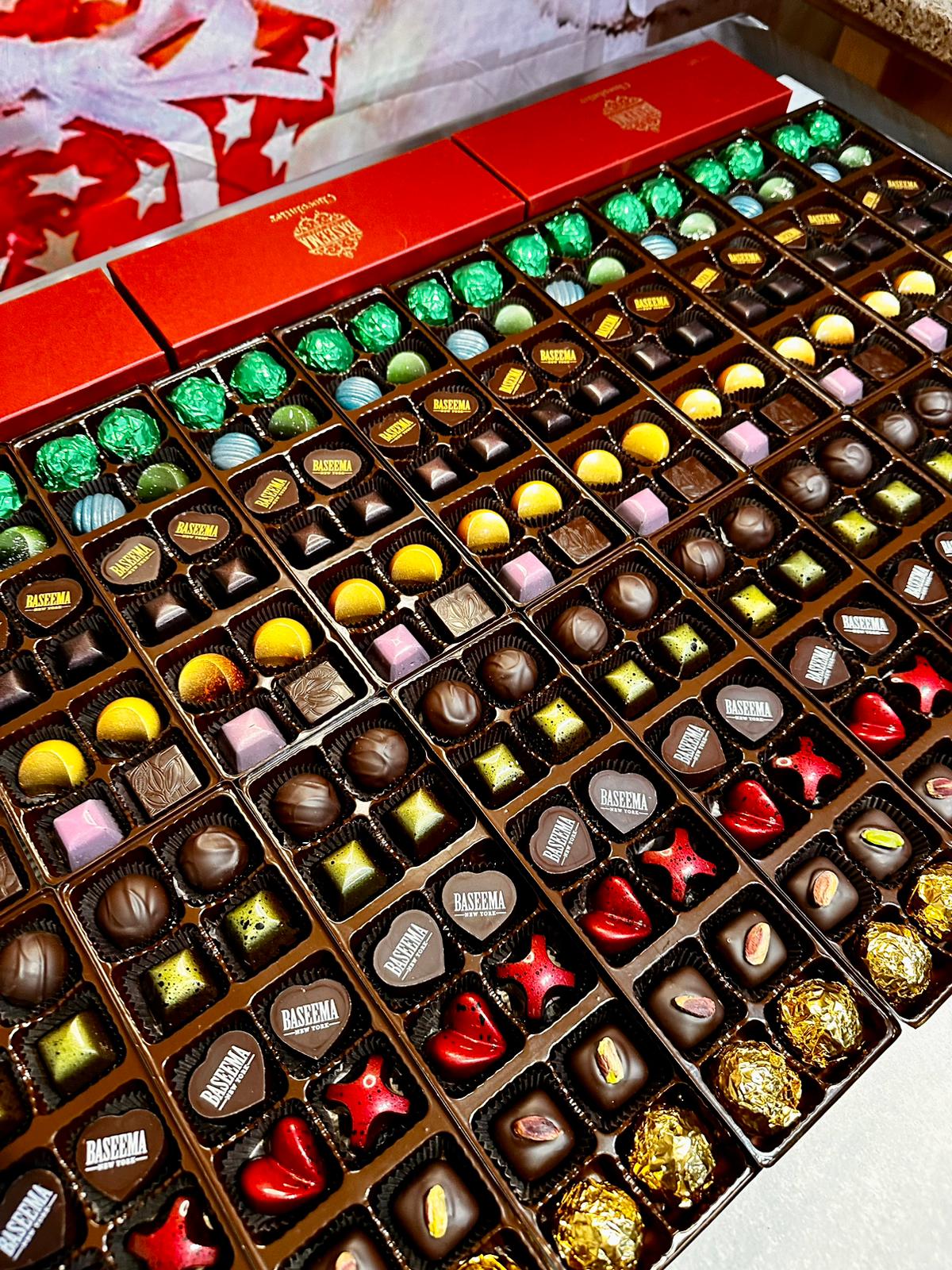 Handcrafted Crafted Seasonal Treasures 12-Piece